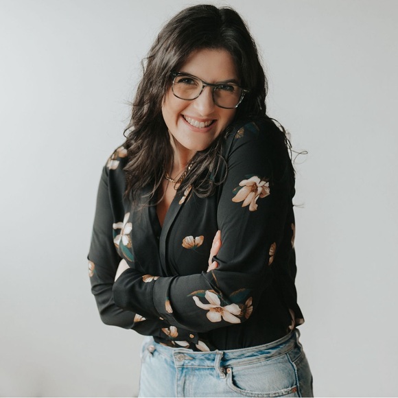 Meet your Posher, Madeleine - Picture 2 of 3